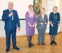 Н. Гуцул представляет московских ученых-лингводидактов