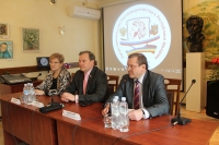 Е.Кузьмичева, И.Морозов, В.Рыбицкий на пресс-конференции