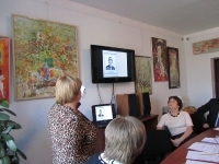 Обсуждались различные формы работы на уроках русского языка и литературы, включая современные компьютерные технологии.