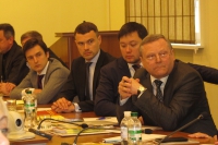 Справа налево: В. Рыбицкий, Р. Батыров, С. Мокшанцев, В. Дарвай