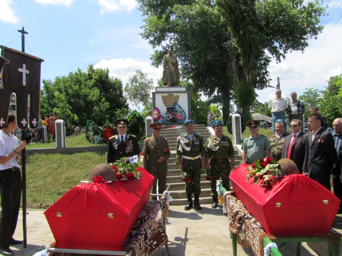 Перед церемонией захоронения