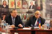 В. Рыбицкий и Ю. Каплун на встрече с представителями русских общин Молдавии