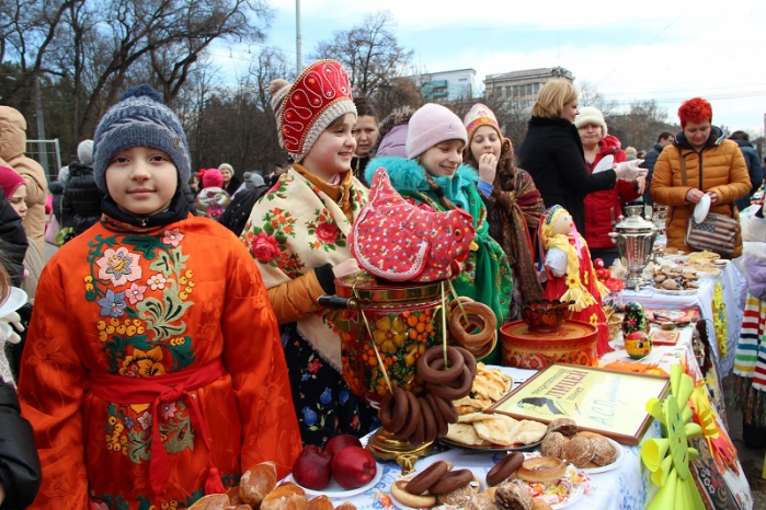 «Угощайтесь, люди добрые!»