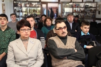 Зрители в Кишиневе перед просмотром фильма