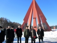Представители дипломатических миссий на Мемориале Славы