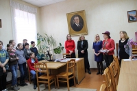Ребят поздравила председатель Русской общины Молдавии Л. Лащенова