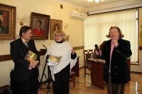 Во время презентации книги. Д. Николаев, Л. Хромова, А. Коркина