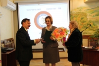 Вручение есенинской премии Т. Млечко (в центре)