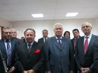 Российские дипломаты - почетные гости церемонии 